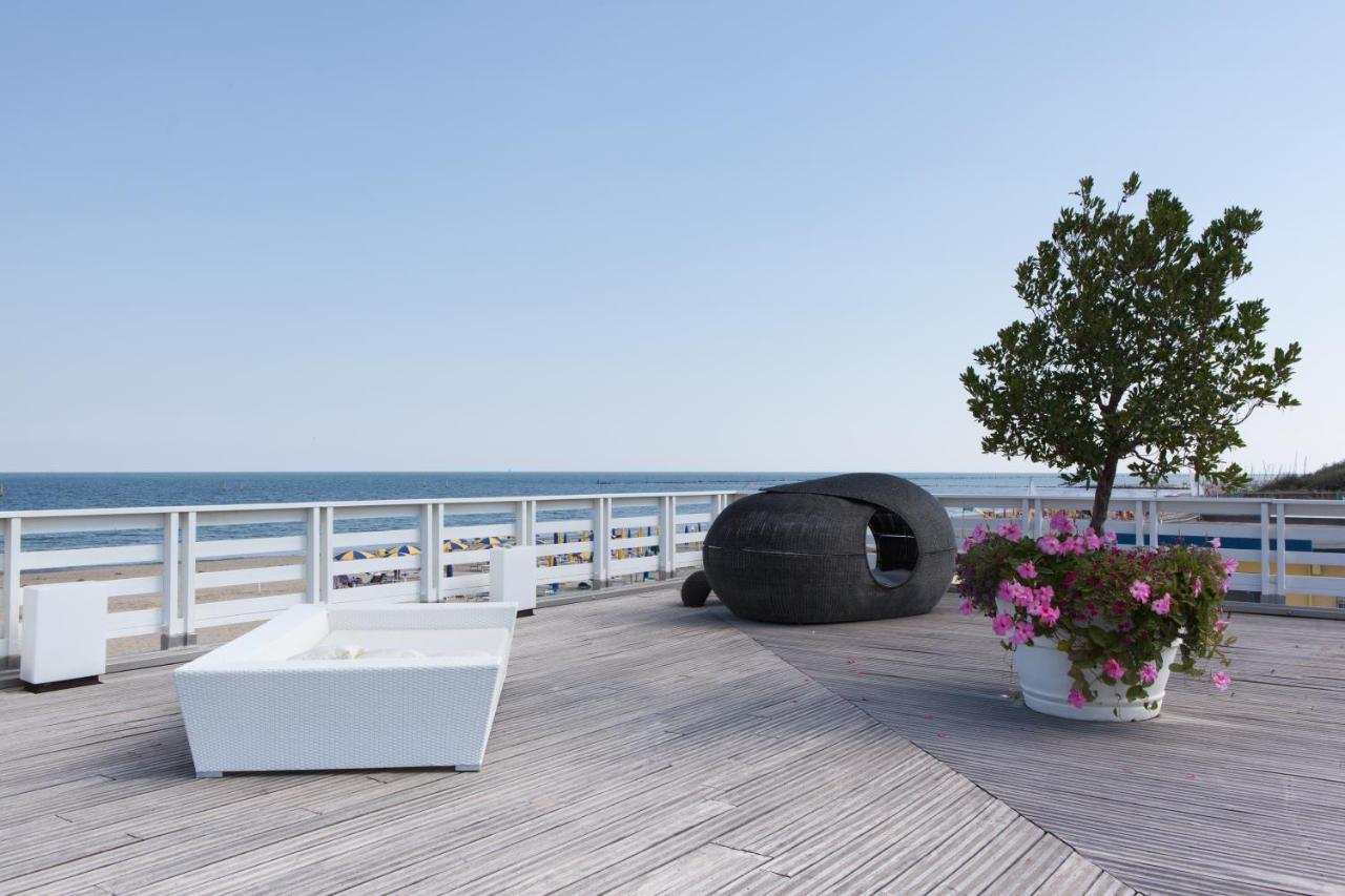 Terme Beach Resort Punta Marina Exteriör bild