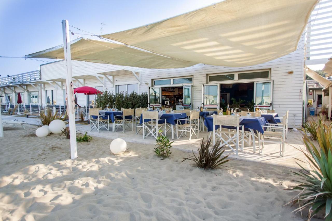 Terme Beach Resort Punta Marina Exteriör bild